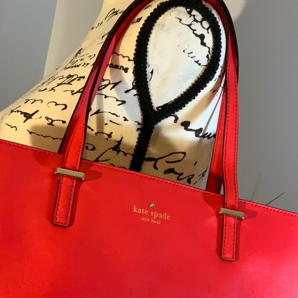 Kate Spade Coral Party Tote♠️🎉
